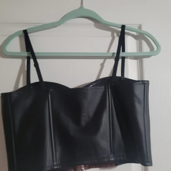 Say What? Brown And Black Bustier Crop Top Faux Leather - Picture 6 of 6